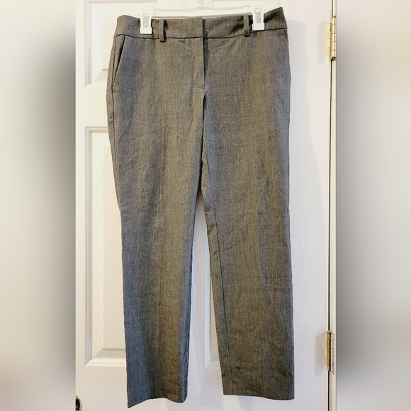 Ann Taylor Pants - Nice Ann Taylor Petite Dress Pants Modern Cut size 6